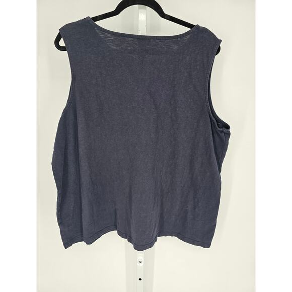 Talbots Women's Navy Eyelet Lace V-neckline Sleeveless Pullover Top Size 2X - Picture 4 of 4